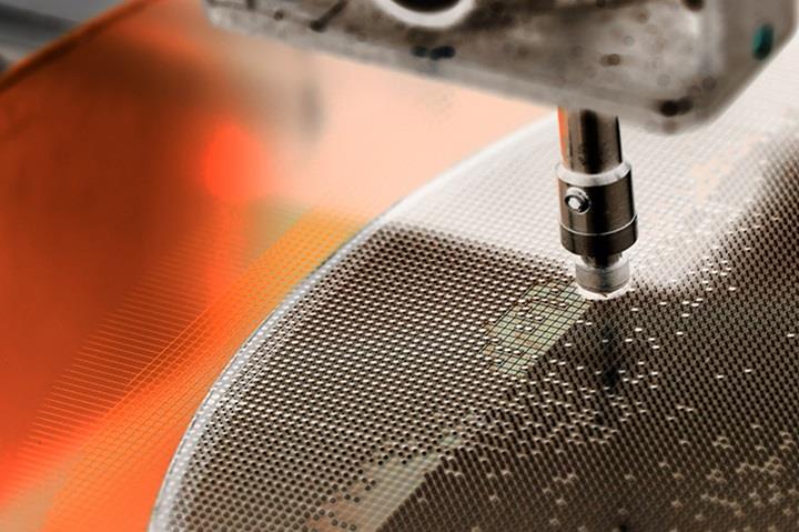 silicon wafer negative color in machine semiconductor manufacturing